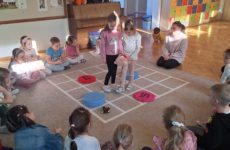 Więcej o: WIZYTA PANI ANI – ZABAWY MATEMATYCZNE