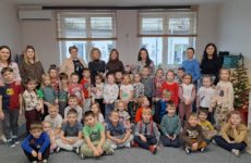 Więcej o: ODWIEDZINY PAŃ Z POWIATOWEGO CENTRUM POMOCY RODZINIE W LUBACZOWIE