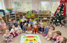 Więcej o: „KODOWANIE NA DYWANIE” – PROJEKT EDUKACYJNY