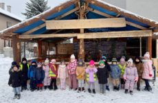 Więcej o: ZIMOWY SPACER DO SZOPKI